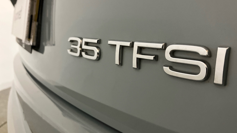 Audi Q2 35 TFSI S Line 5dr S Tronic Petrol Estate